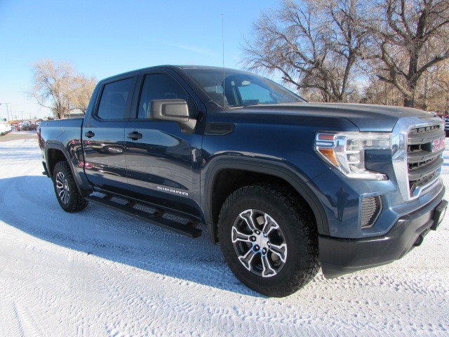 photo of 2019 GMC Sierra 1500 Crew Cab Short Box 4WD - One owner!